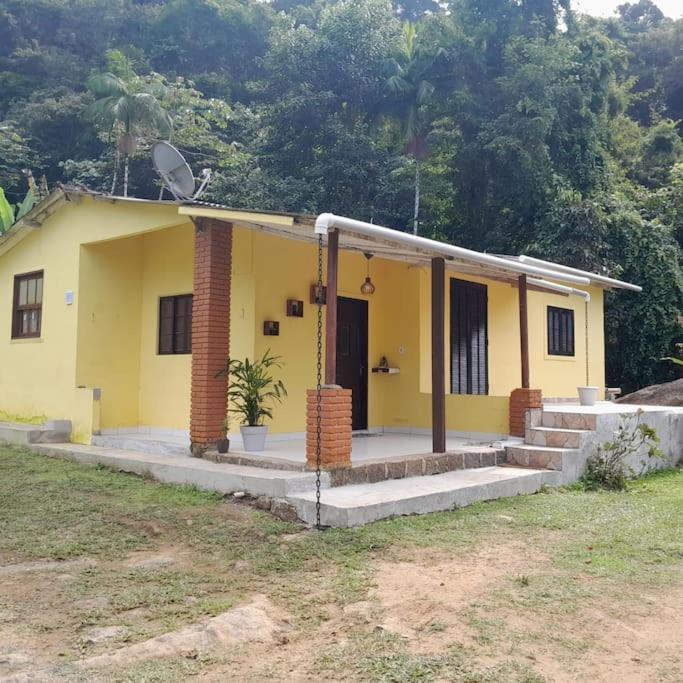 Casa Amarela Prumirim อูบาตูบา ภายนอก รูปภาพ